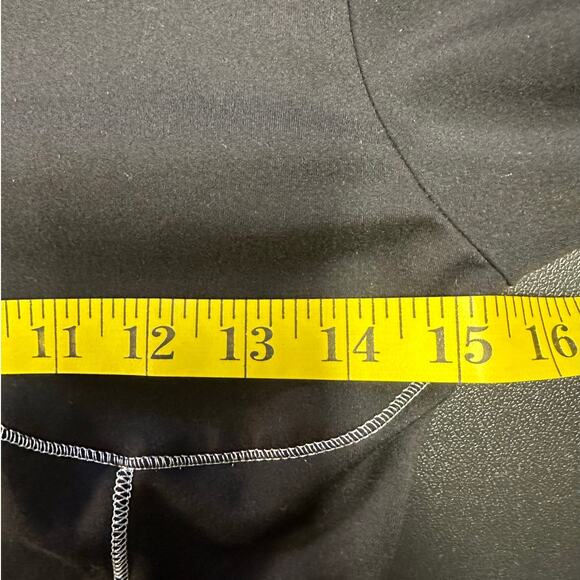 The Giving Movement Black Exposed Seam Fitted Long Sleeve Cropped Top Size L - Picture 5 of 7